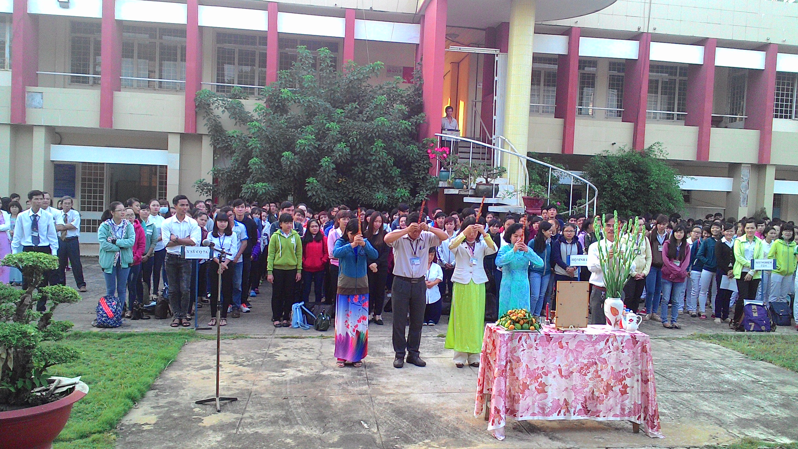 Trường Trung cấp Y tế Tây Ninh tổ chức lễ kỷ niệm 61 năm ngày Thầy thuốc Việt Nam